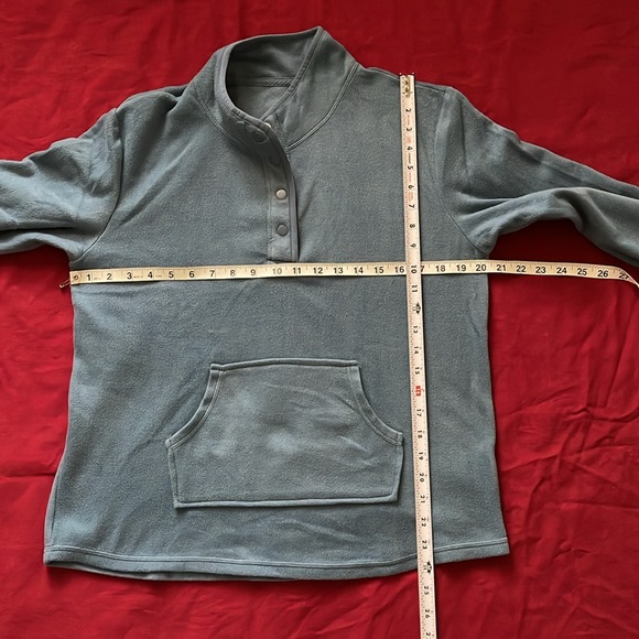 Cuddl Dudds Sz M Half-button up Light Blue Top - Picture 10 of 12